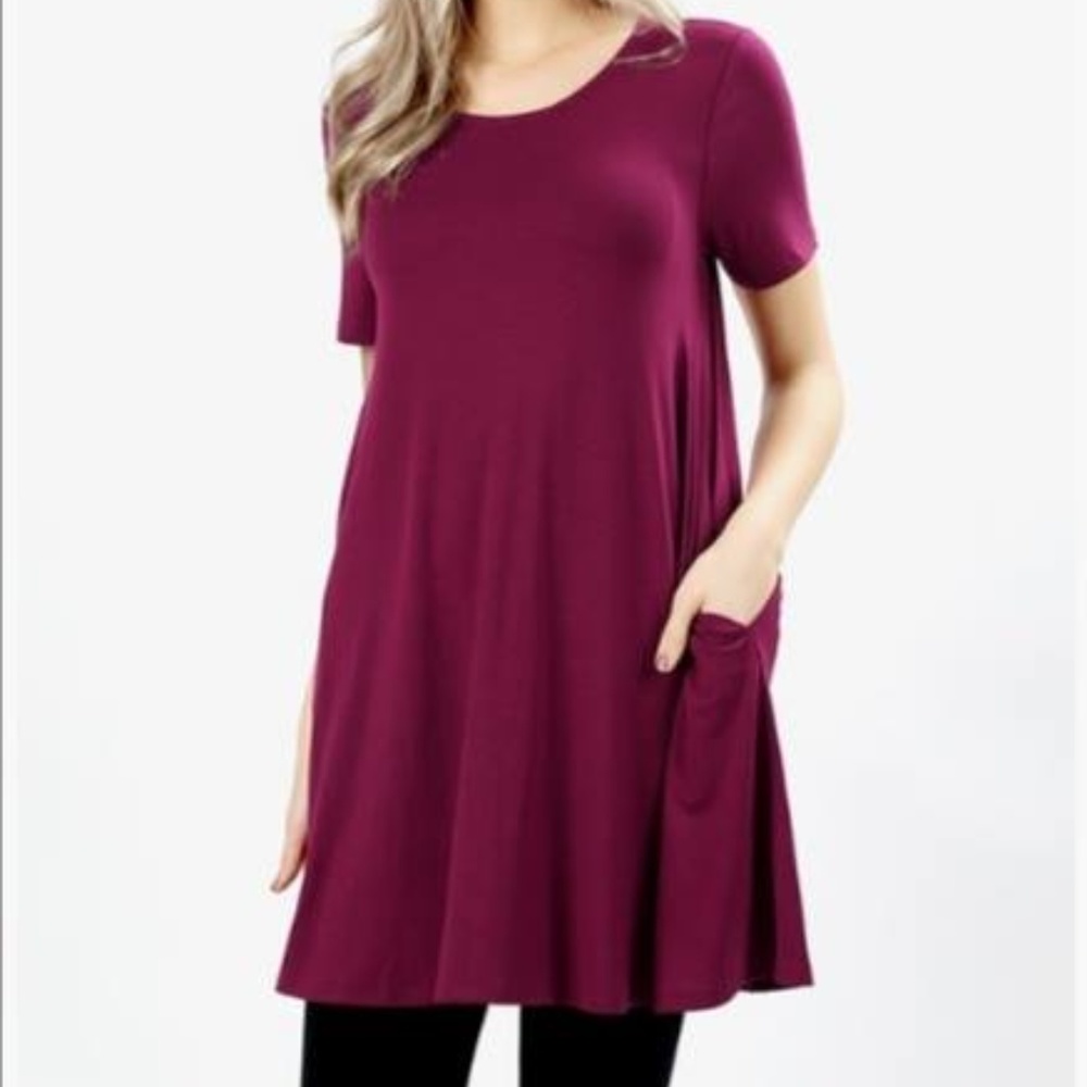 Zenana Short Sleeve Tunic- Wine- Size Medium